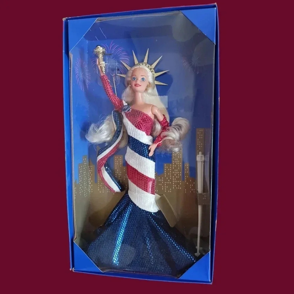 Mattel fao schwarz Statue liberty barbie limited edition 11.5 inch